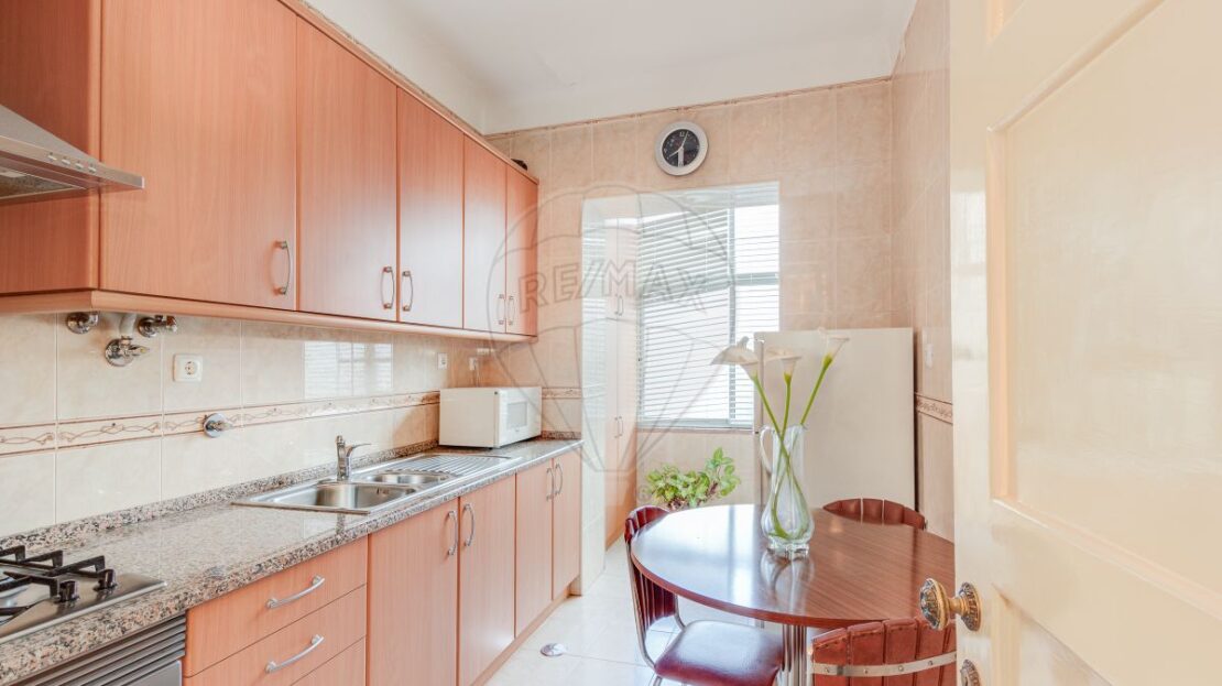 Apartamento T2 Olival Basto